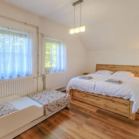 Liget Holiday home Pazmandfalu